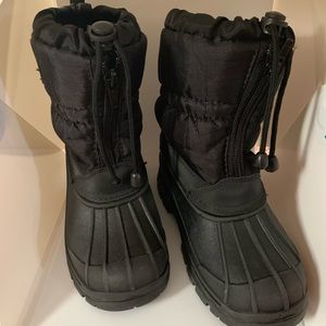 Kids snow boots